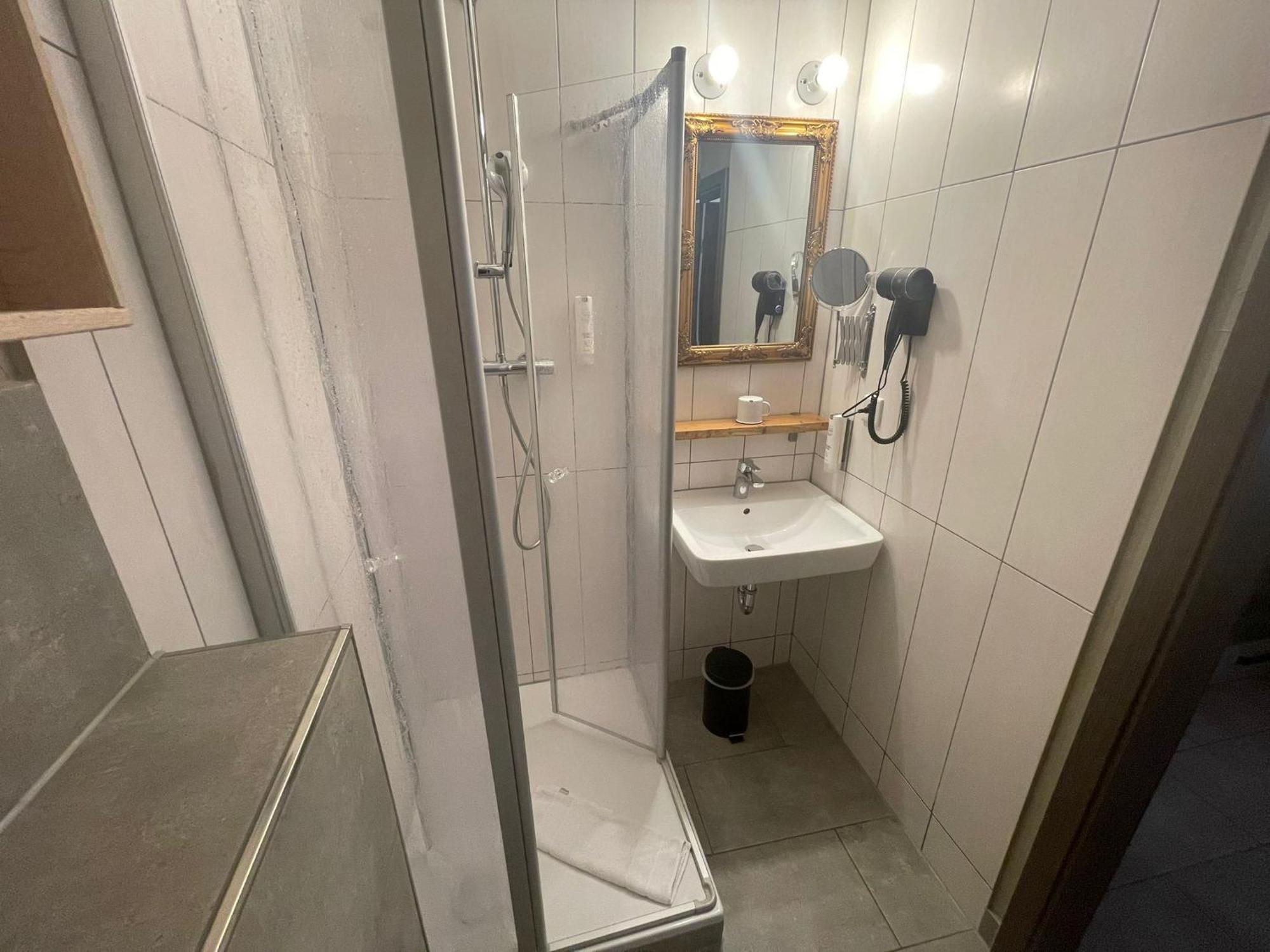 Zentrales Kobytinyhaus City Apartment Herford,Wlan,Parkplatz Dış mekan fotoğraf
